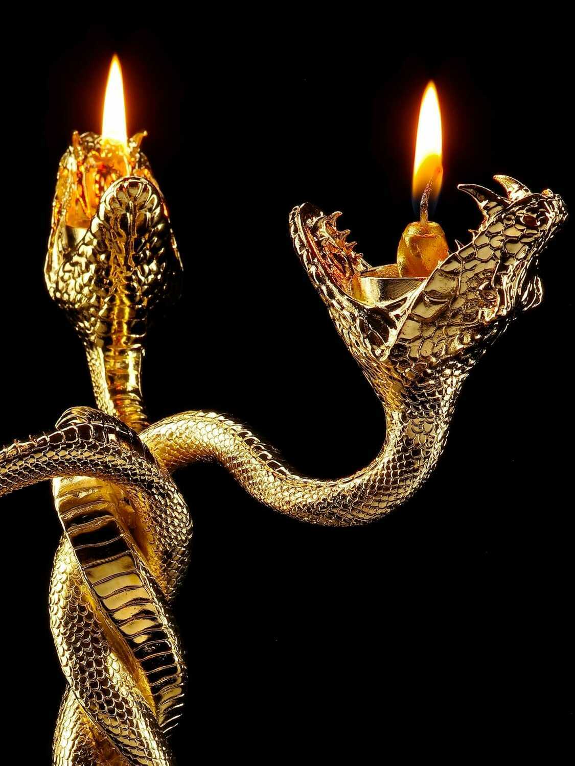 Подсвечник «Три змеи» Подсвечник «Три змеи»