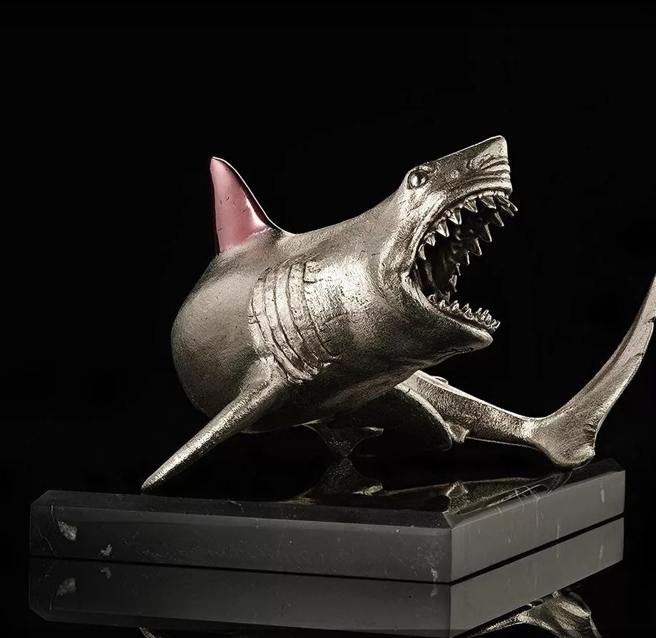 Статуэтка «Акула» Статуэтка «Акула»